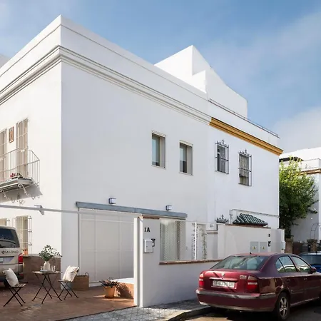 Robles Suite Apartment With Jacuzzi And Private Parking Seville Exterior photo